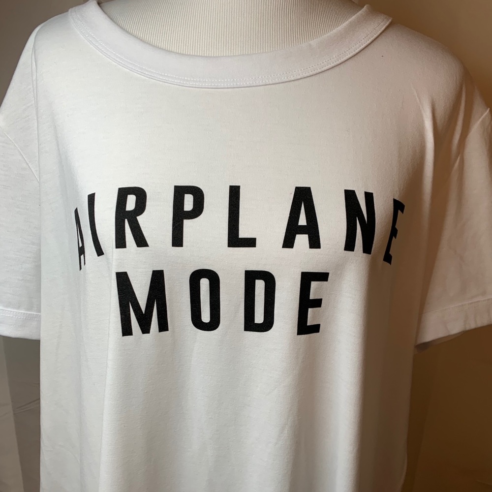 Liv Lularoe 3XL airplane mode top